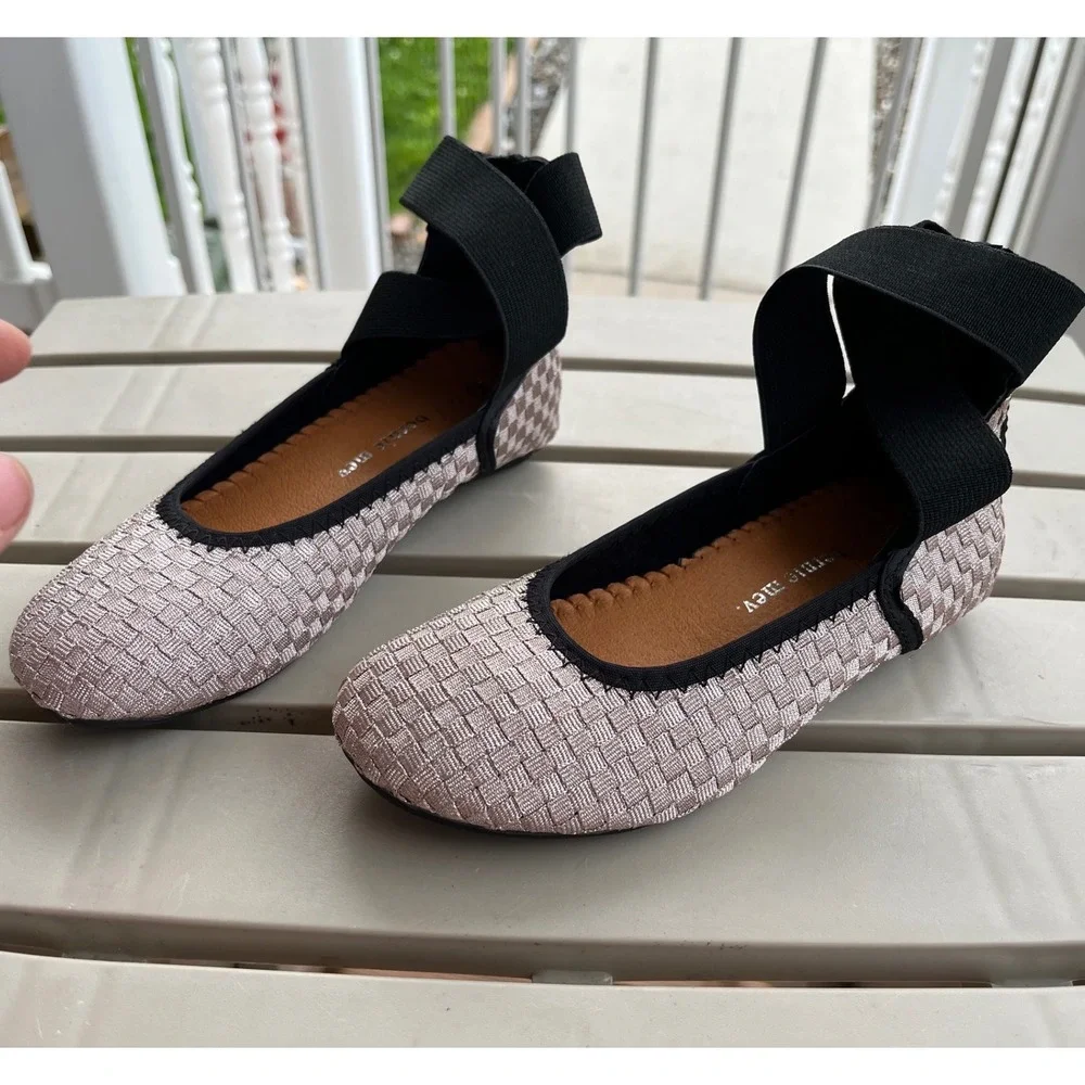 Bernie Mev BM Kids Monica Nude Metallic Woven Ankle Strap Flats Size EU 30/US 12